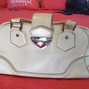 Autgentic Louis Viutton Montaigne bowling bag